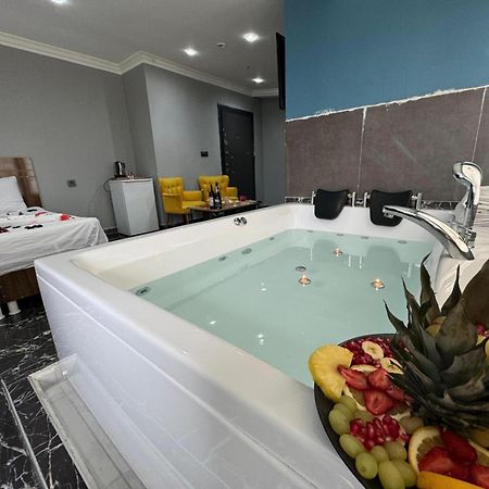 Grand Lara Hotel & Apartments Истанбул Екстериор снимка