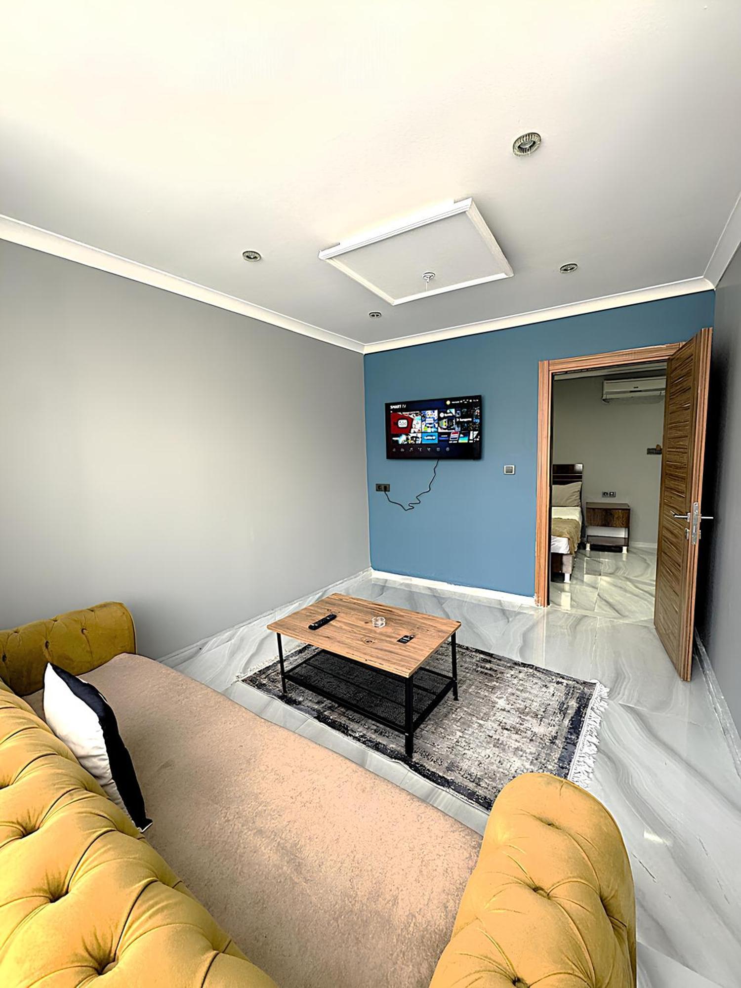 Grand Lara Hotel & Apartments Истанбул Екстериор снимка