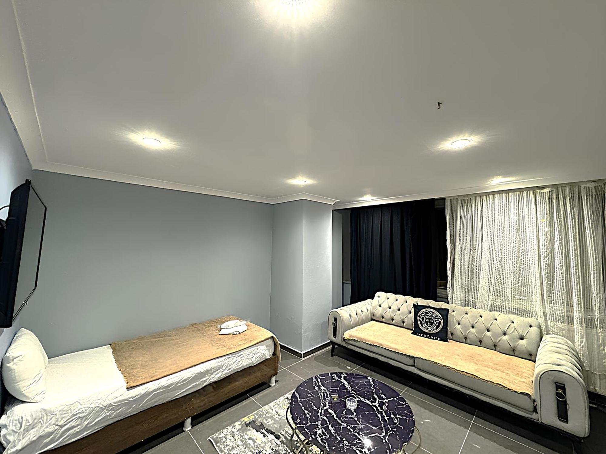 Grand Lara Hotel & Apartments Истанбул Екстериор снимка