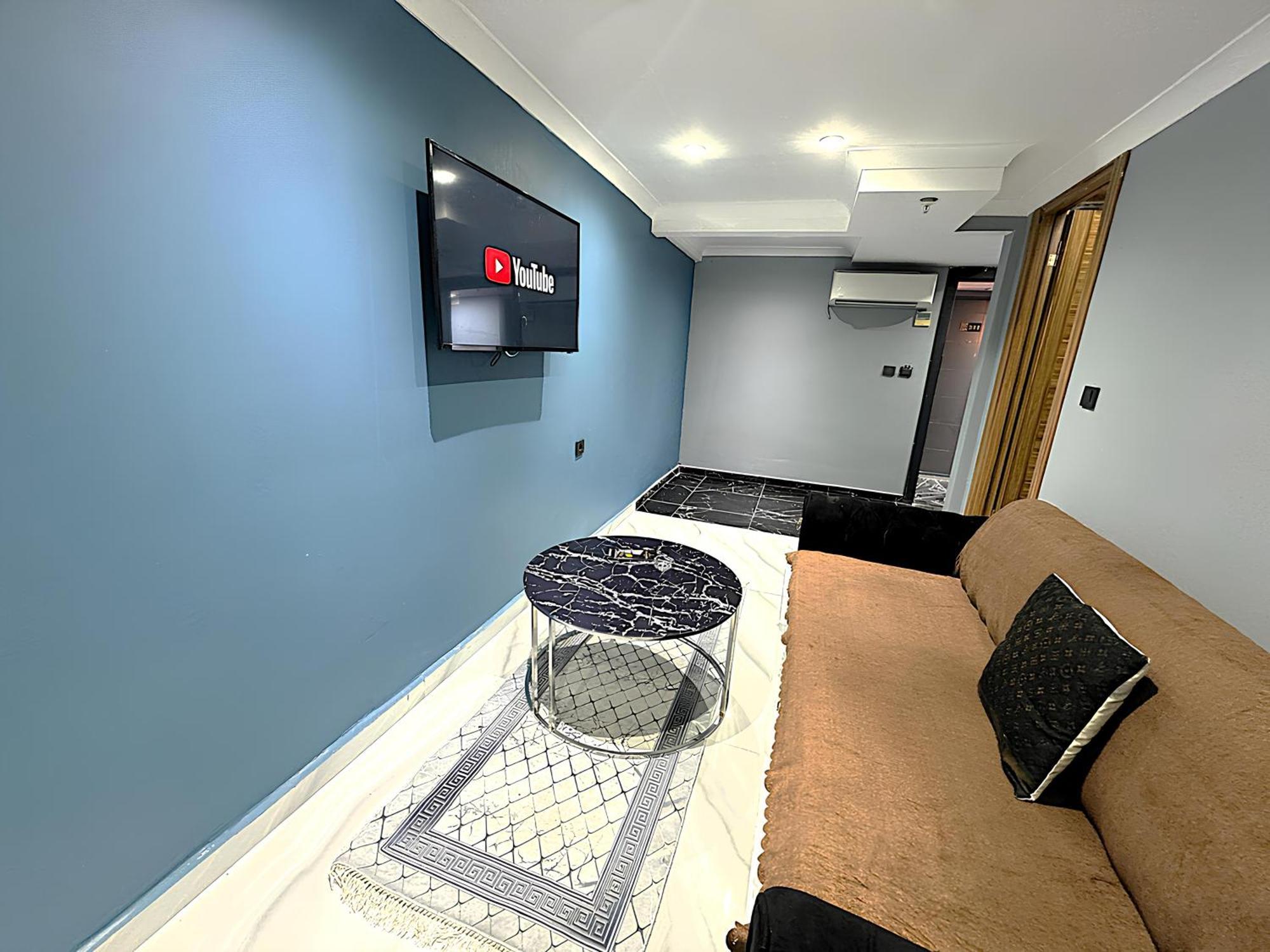 Grand Lara Hotel & Apartments Истанбул Екстериор снимка